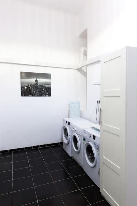 Central Budget Lofts Apartment บูดาเปสต์ ภายนอก รูปภาพ