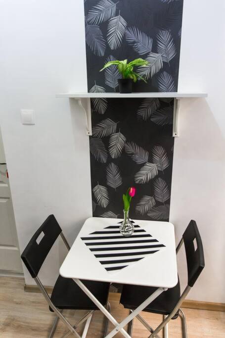 Central Budget Lofts Apartment บูดาเปสต์ ภายนอก รูปภาพ
