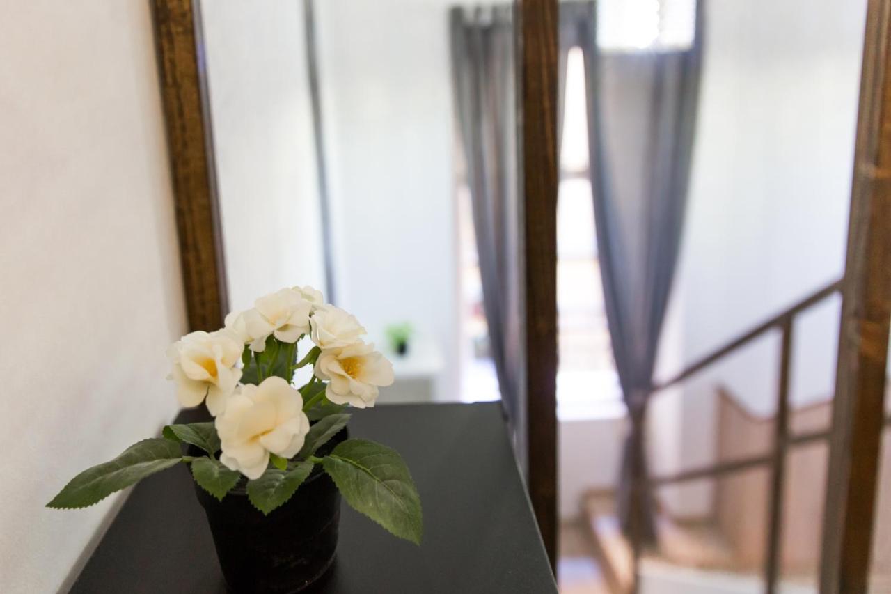 Central Budget Lofts Apartment บูดาเปสต์ ภายนอก รูปภาพ