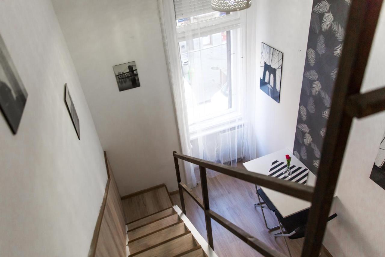 Central Budget Lofts Apartment บูดาเปสต์ ภายนอก รูปภาพ
