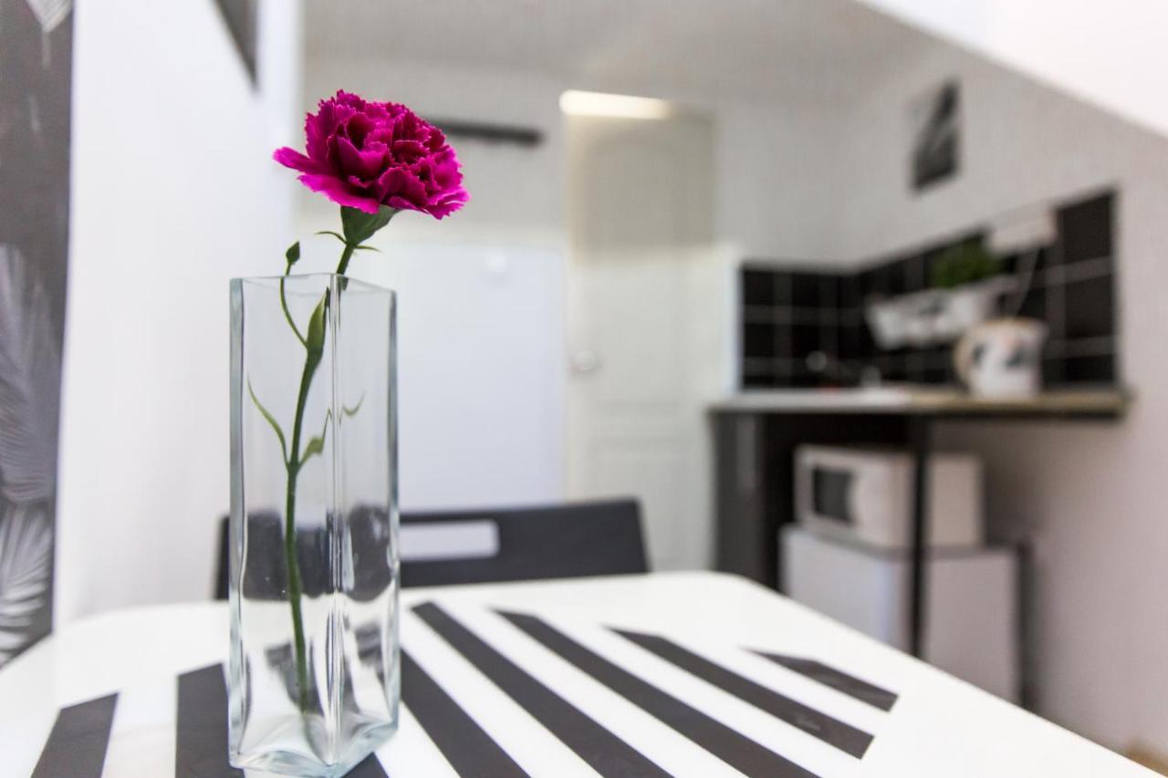 Central Budget Lofts Apartment บูดาเปสต์ ภายนอก รูปภาพ
