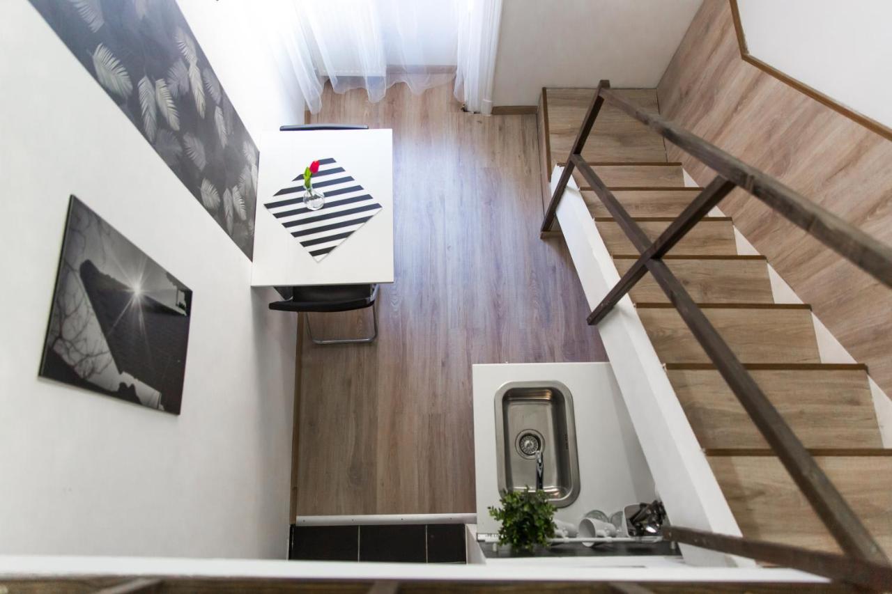 Central Budget Lofts Apartment บูดาเปสต์ ภายนอก รูปภาพ