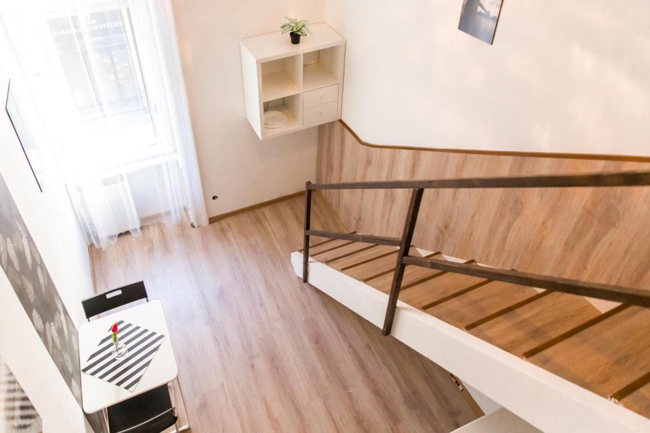 Central Budget Lofts Apartment บูดาเปสต์ ภายนอก รูปภาพ